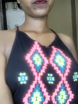 Snapshot of Simran_0011 chatting on March 12, 2026, 2:45 pm Simran 0011 online show from March 12, 2026, 2:45 pm