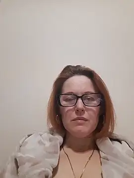 Snapshot of LanaOlbenst chatting on March 4, 2026, 6:47 pm LanaOlbenst online show from March 4, 2026, 6:47 pm