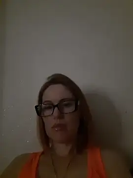 LanaOlbenst online show from June 24, 2026, 7:35 pm