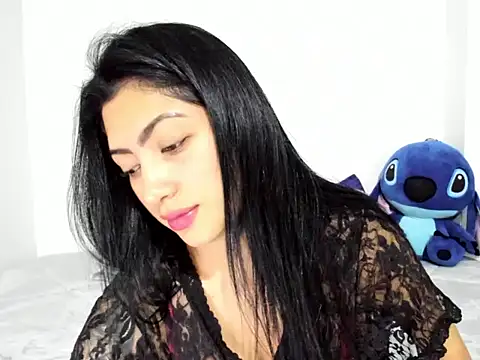 miabelmonte online show from December 2, 2025, 7:53 pm