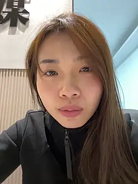 Snapshot of GYYoo chatting on November 21, 2025, 7:29 am GYYoo online show from November 21, 2025, 7:29 am