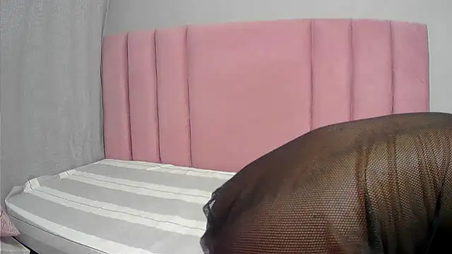 Snapshot of Cherrydollx chatting on February 12, 2026, 5:46 am Cherrydollx online show from February 12, 2026, 5:46 am