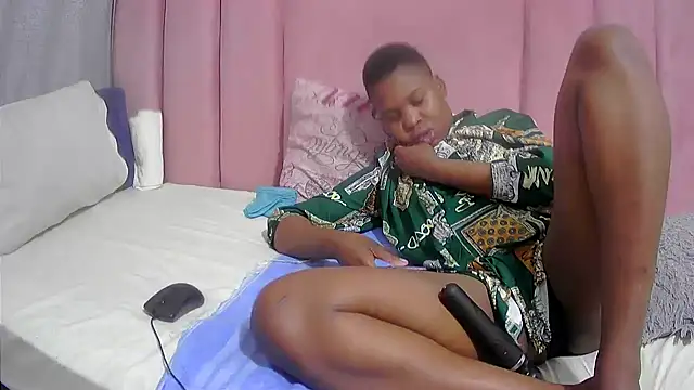 Snapshot of Cherrydollx chatting on February 19, 2026, 6:31 am Cherrydollx online show from February 19, 2026, 6:31 am