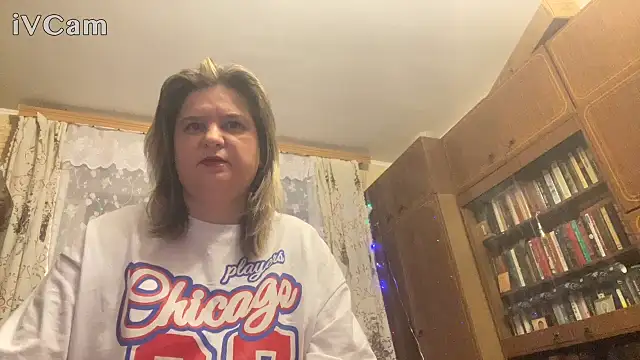 GRETTABABY online show from November 30, 2025, 4:11 pm