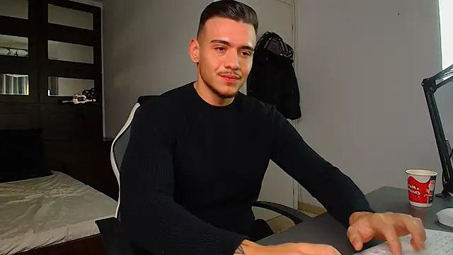 ElijahThorne online show from January 10, 2026, 8:38 am