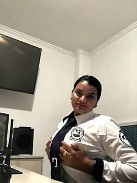 Rosa Vidal  online show from November 20, 2025, 8:19 pm