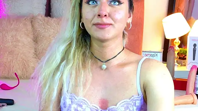 Lunitaa Diva online show from February 1, 2026, 4:16 pm