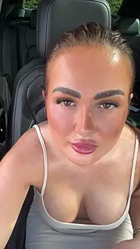 Snapshot of Ruby_brooksxo chatting on May 17, 2026, 3:08 pm Ruby brooksxo online show from May 17, 2026, 3:08 pm