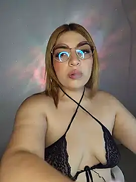 Snapshot of mila_curvy chatting on February 11, 2026, 6:07 am mila curvy online show from February 11, 2026, 6:07 am