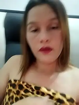 Paola-Lond online show from November 23, 2025, 4:01 am