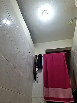 Monitaxhot online show from November 22, 2025, 8:41 pm