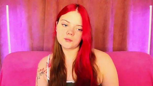 Snapshot of KellyFiery chatting on May 6, 2026, 1:03 am KellyFiery online show from May 6, 2026, 1:03 am