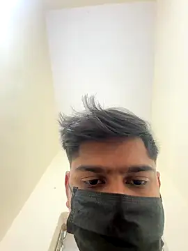 Snapshot of hardboydick2000 chatting on December 15, 2025, 9:24 am hardboydick2000 online show from December 15, 2025, 9:24 am