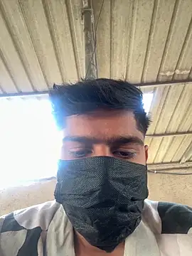 Snapshot of hardboydick2000 chatting on December 17, 2025, 9:04 am hardboydick2000 online show from December 17, 2025, 9:04 am