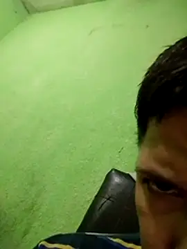 Snapshot of DestinedSpark23 chatting on December 4, 2025, 2:04 pm DestinedSpark23 online show from December 4, 2025, 2:04 pm