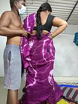 Snapshot of Desicouple1706 chatting on January 15, 2026, 6:29 am Desicouple1706 online show from January 15, 2026, 6:29 am