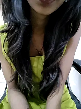 -AYUSHI01 online show from November 23, 2025, 8:14 am