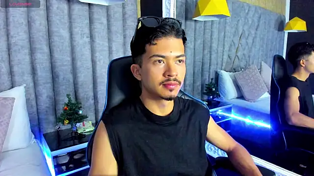 NicolaiKarav online show from December 22, 2025, 12:02 pm