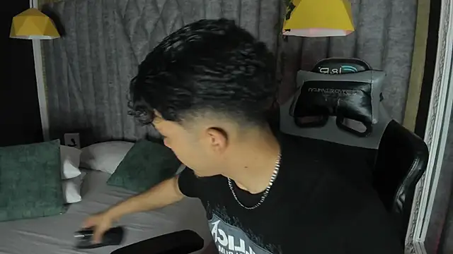 NicolaiKarav online show from April 19, 2026, 12:04 pm