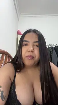 princezzc online show from December 17, 2025, 1:55 am