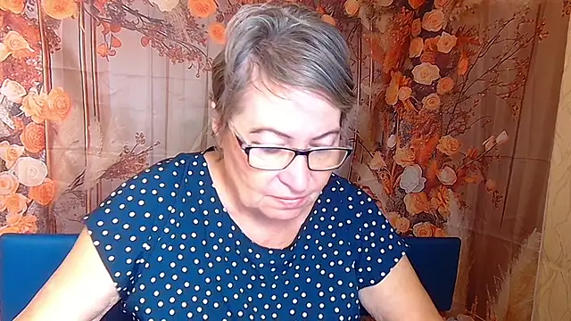 OlgaLuck online show from December 3, 2025, 6:32 am