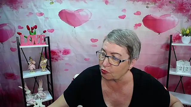 Snapshot of OlgaLuck chatting on May 22, 2026, 5:14 am OlgaLuck online show from May 22, 2026, 5:14 am