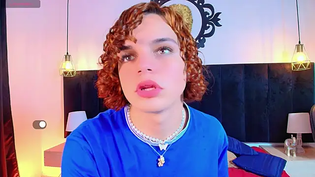 Snapshot of Skyee_angel chatting on April 22, 2026, 8:32 pm Skyee angel online show from April 22, 2026, 8:32 pm