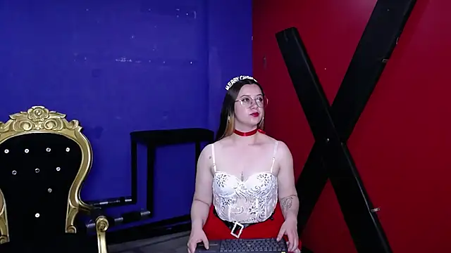 Alaiia    online show from November 29, 2025, 12:57 am