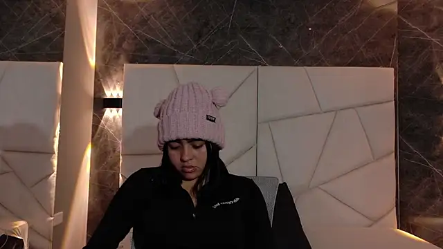 mia violet8 online show from November 26, 2025, 1:50 am