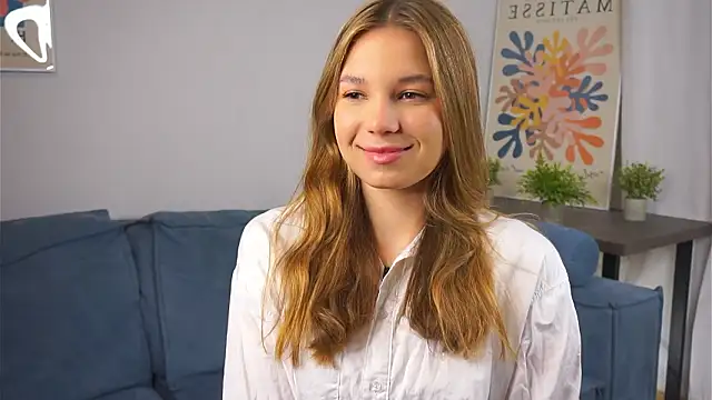 AmparoCilek online show from February 8, 2026, 8:34 pm