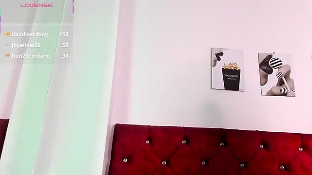 ValeryTs1 online show from June 5, 2026, 6:02 pm
