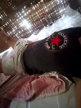 Snapshot of lovelycarla32 chatting on November 26, 2025, 2:45 am lovelycarla32 online show from November 26, 2025, 2:45 am