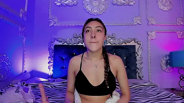 Snapshot of DhaliaRosse chatting on February 7, 2026, 3:43 am DhaliaRosse online show from February 7, 2026, 3:43 am