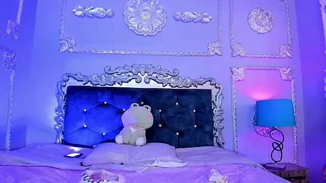 Snapshot of DhaliaRosse chatting on February 21, 2026, 4:46 am DhaliaRosse online show from February 21, 2026, 4:46 am