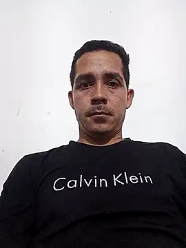 Logan hetero1 online show from November 28, 2025, 4:48 am