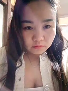 Snapshot of One-two22 chatting on November 25, 2025, 10:21 pm One-two22 online show from November 25, 2025, 10:21 pm