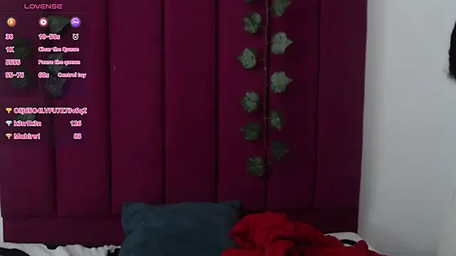 Tinyy Star online show from December 3, 2025, 5:04 am