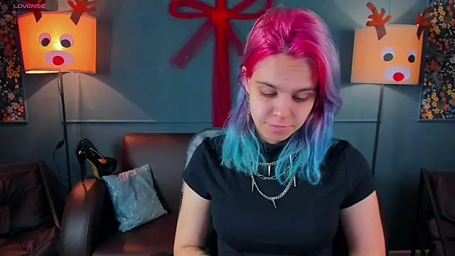 Snapshot of LiraBelle chatting on January 8, 2026, 3:20 am LiraBelle online show from January 8, 2026, 3:20 am