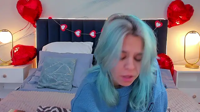 Snapshot of LiraBelle chatting on February 12, 2026, 3:23 am LiraBelle online show from February 12, 2026, 3:23 am