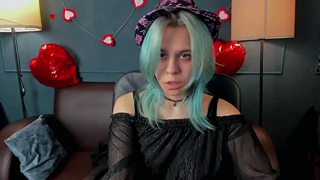 Snapshot of LiraBelle chatting on February 19, 2026, 3:13 am LiraBelle online show from February 19, 2026, 3:13 am