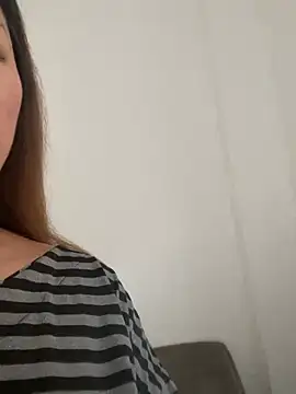 Xiaomili8 online show from July 18, 2026, 5:44 am