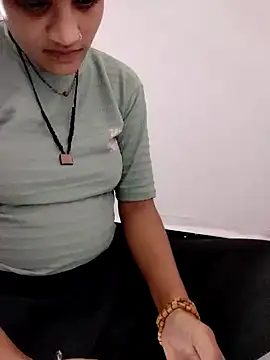 Hot hania online show from November 28, 2025, 4:48 am