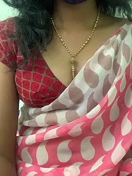 honeygirl6996 online show from May 30, 2026, 7:27 am