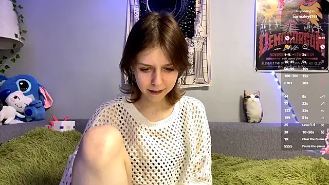 Snapshot of FairyLuna chatting on January 7, 2026, 4:42 pm FairyLuna online show from January 7, 2026, 4:42 pm