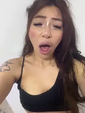 DAKOTA SAKURA online show from May 28, 2026, 12:52 am