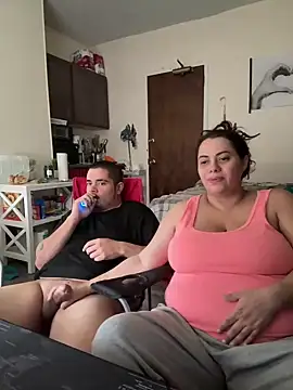 sexicolombiana  online show from May 9, 2026, 6:24 pm