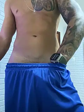 enzofelipe online show from November 27, 2025, 12:18 pm