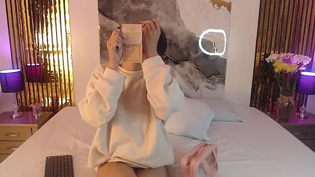 MiticaBrennet  online show from February 7, 2026, 3:54 am