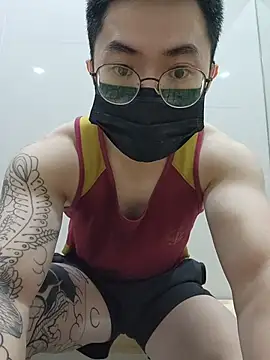 Valerious180 online show from December 4, 2025, 5:43 pm