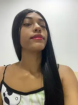 Snapshot of kthe_ chatting on January 13, 2026, 6:57 pm kthe online show from January 13, 2026, 6:57 pm